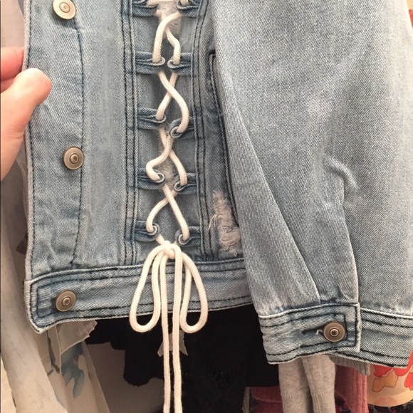 LAST ONE 🌼 Denim lace up Jacket - Picture 4 of 5